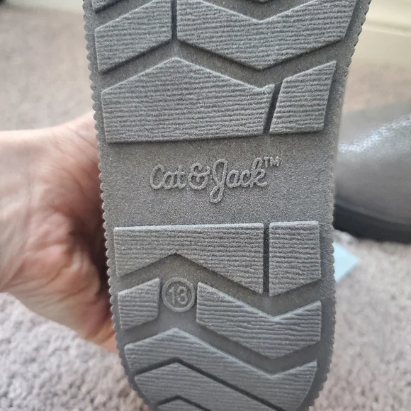 FREE!!!!!NWT SIZE 13 CAT AND JACK W/ANY PURCHASE!!!! - Picture 4 of 8